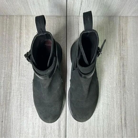 RARE Dr. Martens Docs Teresa Black Suede Leather Buckle Boots Women’s Size 6 - Picture 6 of 10